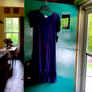 Short sleeve navy blue dress scoop neck with a drawstring at the waist
